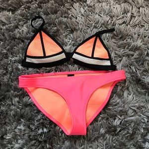 triangl bikini
